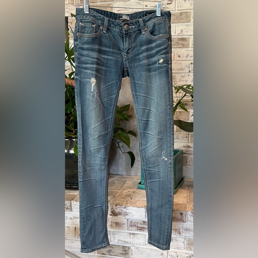 ReRock Los Angeles for Express Skinny Crop Distressed Jeans. Women’s Size 2